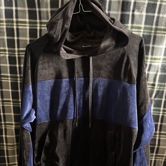 Champion Other - Champion Black and Blue Sweatshirt with Color Block Design
Free with any bundle